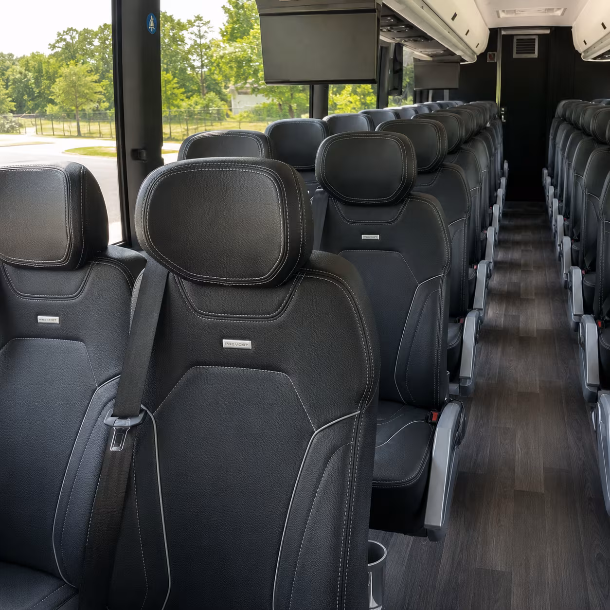 henderson charter bus hero 2